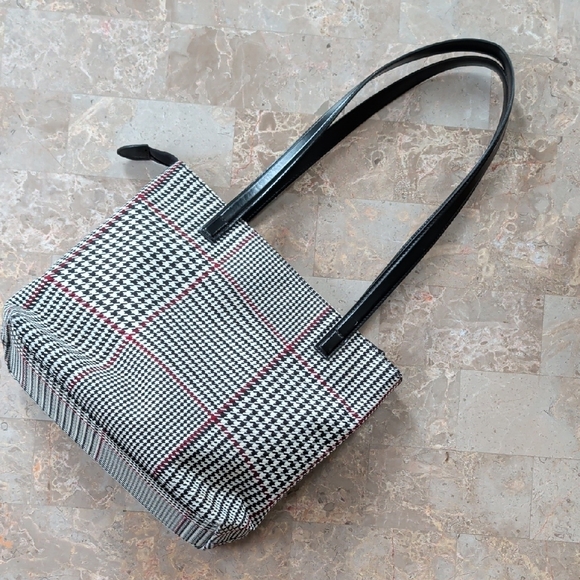 Ralph Lauren Red Black And White Purse - Picture 8 of 16